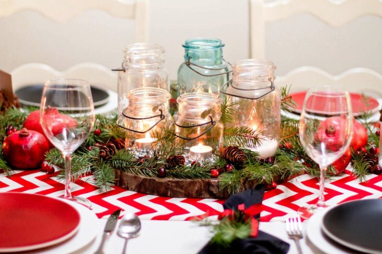 How to decorate the Christmas and New Year 2023 table