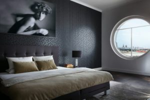 Black wallpapers in the interior: photos and ideas for wall decoration