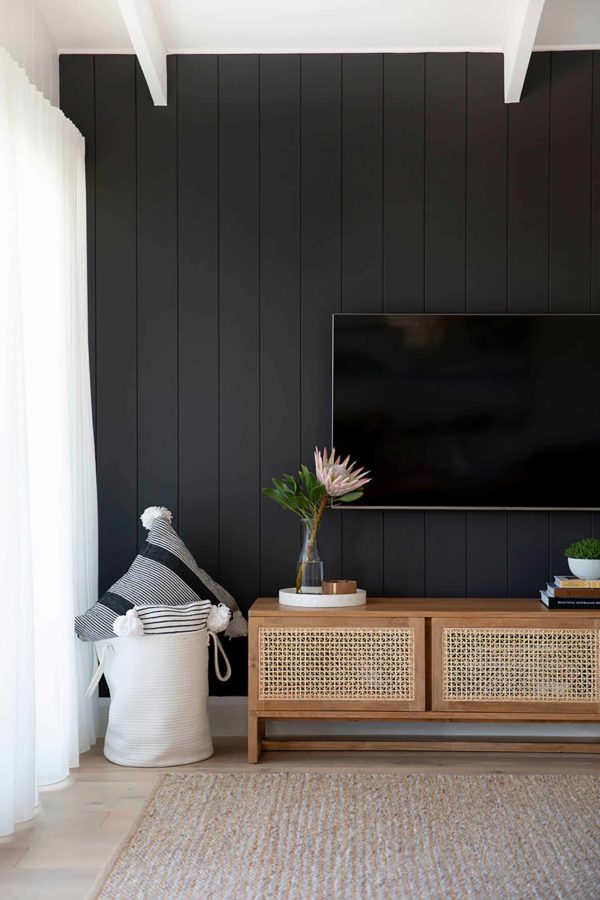 TV accent wall: materials, colors, and design ideas - Hackrea